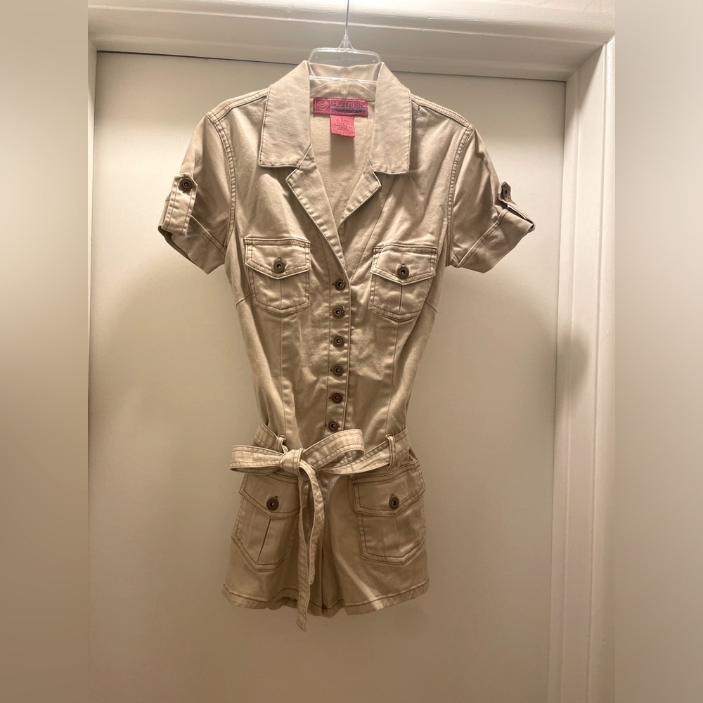 HOT KISS Short Jump Suits Size Small